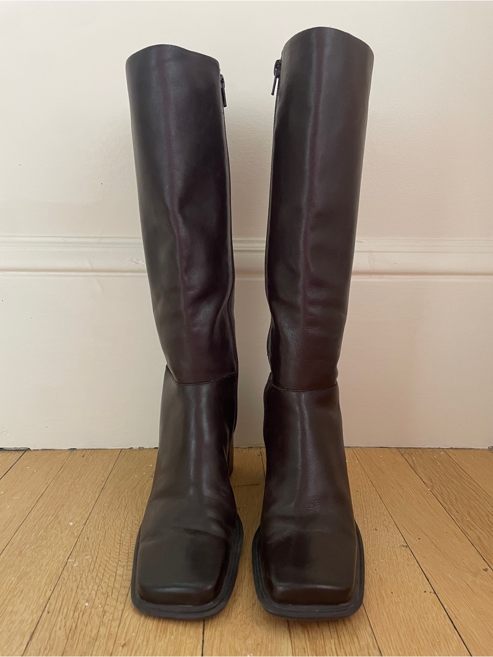 Vintage 90s Y2K Bakers Tall Leather Boots in Dark Brown Size 6.5